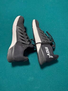 INOV-8 WOMEN'S F-LITE G 300 CROSS TRAINING SHOE